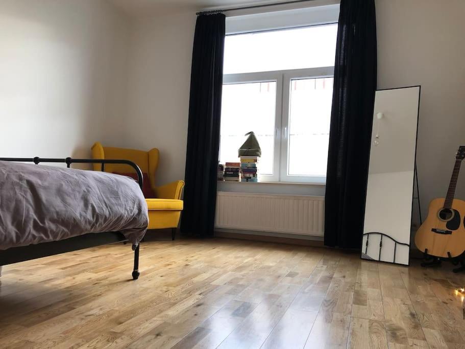 Bright, Spacious And Modern In Appartement *